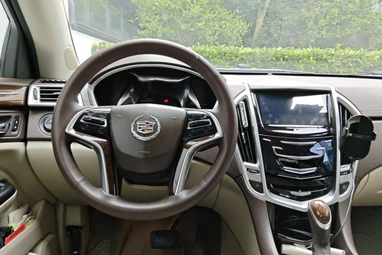 Used Cadillac SRX 2014 3.0L Flagship Model Steering Wheel