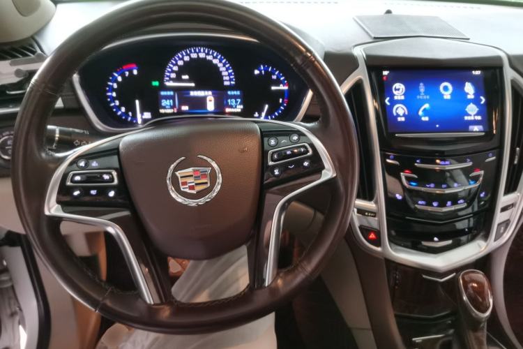 Used Cadillac SRX 2014 3.0L Luxury Model Steering Wheel