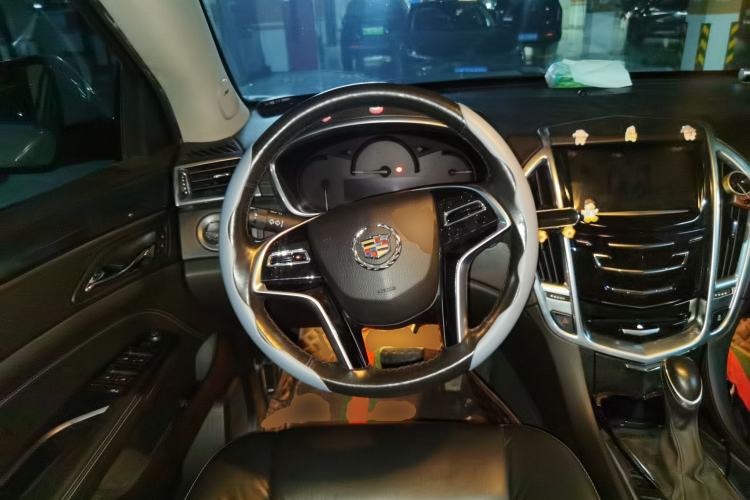 Used Cadillac SRX 2014 3.0L Comfort Model Steering Wheel