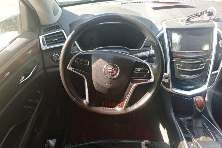 Used Cadillac SRX 2014 3.0L Luxury Model Steering Wheel