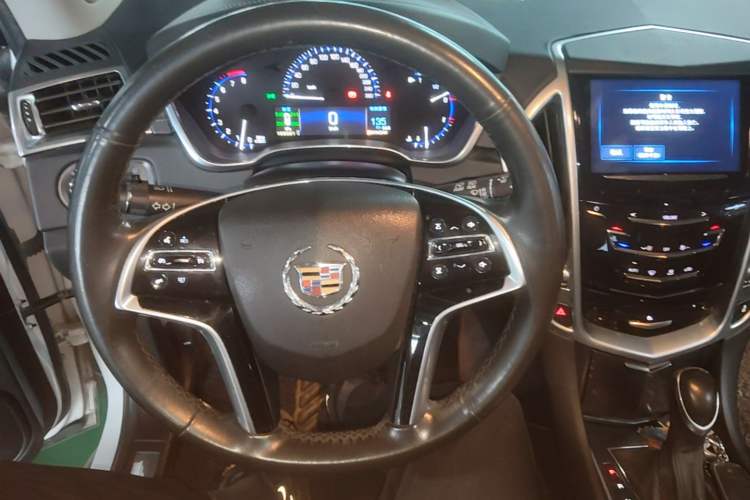 Used Cadillac SRX 2014 3.0L Comfort Model Steering Wheel