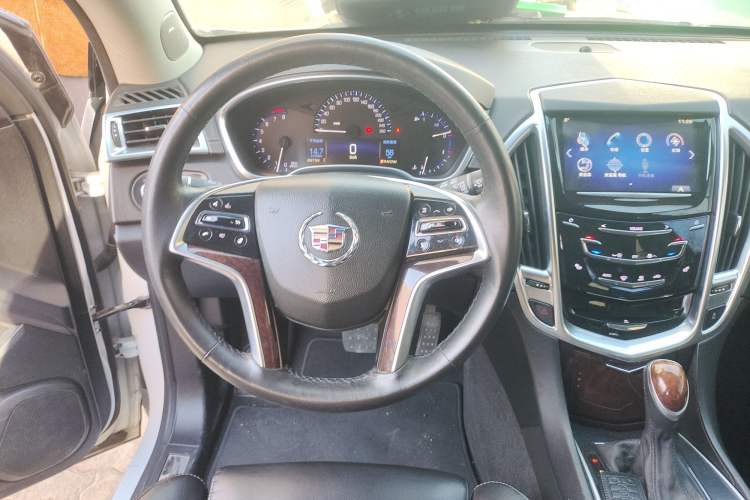 Used Cadillac SRX 2014 3.0L Luxury Model Steering Wheel