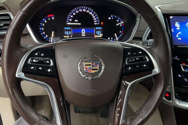 Used Cadillac SRX 2014 3.0L Elite Model Steering Wheel