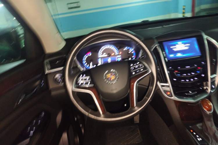 Used Cadillac SRX 2014 3.0L Leading Model Steering Wheel