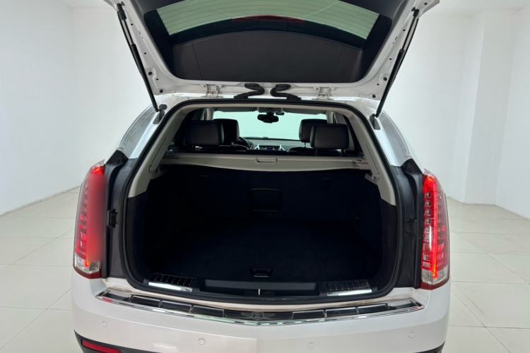 Used Cadillac SRX 2014 3.0L Comfort Model Trunk