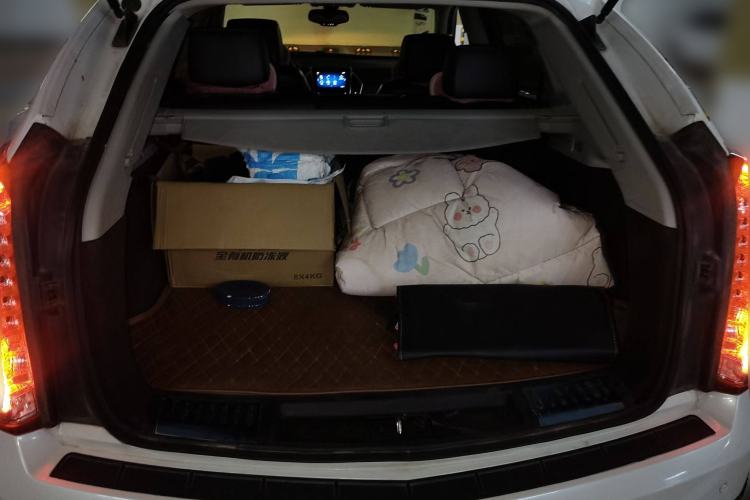 Used Cadillac SRX 2014 3.0L Comfort Model Trunk