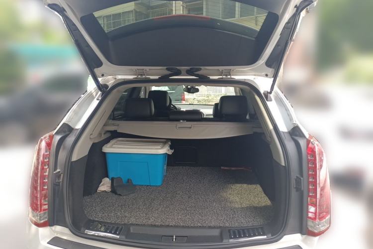 Used Cadillac SRX 2014 3.0L Elite Model Trunk
