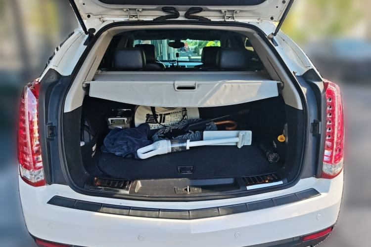Used Cadillac SRX 2014 3.0L Comfort Model Trunk