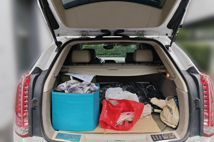 Used Cadillac SRX 2014 3.0L Flagship Model Trunk