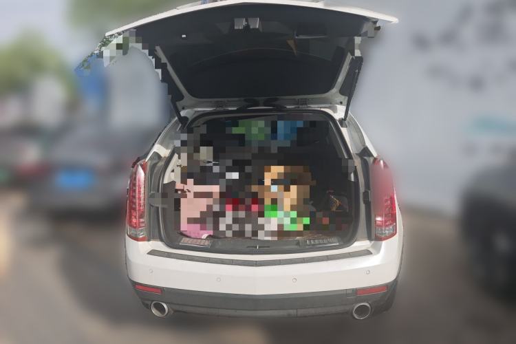 Used Cadillac SRX 2014 3.0L Elite Model Trunk