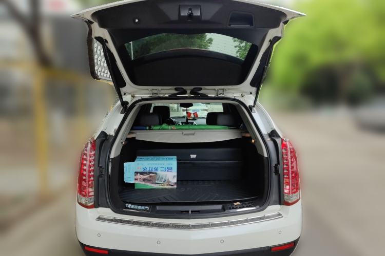 Used Cadillac SRX 2014 3.0L Elite Model Trunk
