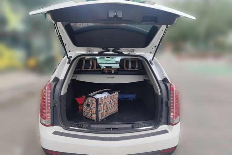 Used Cadillac SRX 2014 3.0L Comfort Model Trunk