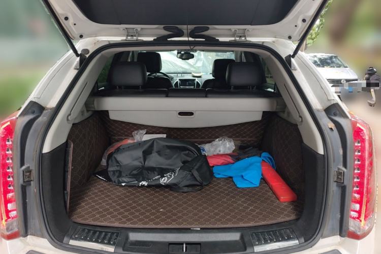 Used Cadillac SRX 2014 3.0L Comfort Model Trunk