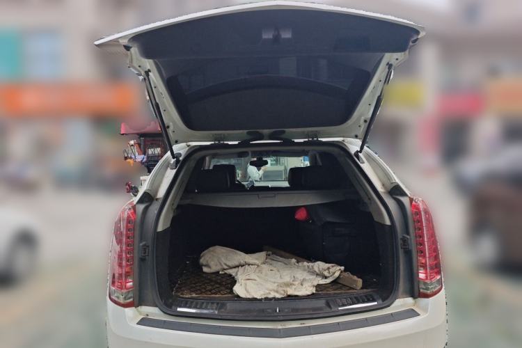 Used Cadillac SRX 2014 3.0L Comfort Model Trunk
