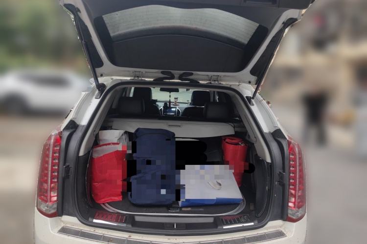 Used Cadillac SRX 2014 3.0L Elite Model Trunk