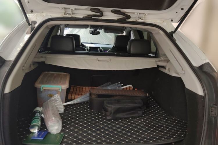 Used Cadillac SRX 2014 3.0L Comfort Model Trunk
