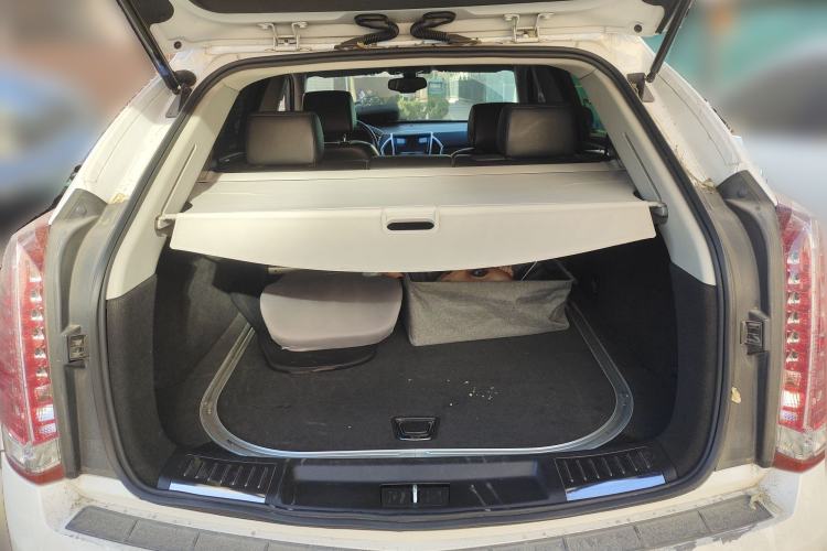 Used Cadillac SRX 2014 3.0L Luxury Model Trunk