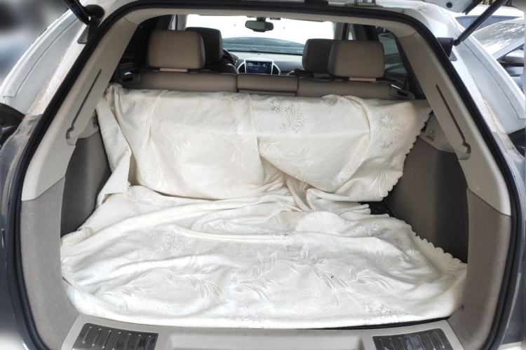 Used Cadillac SRX 2014 3.0L Leading Model Trunk