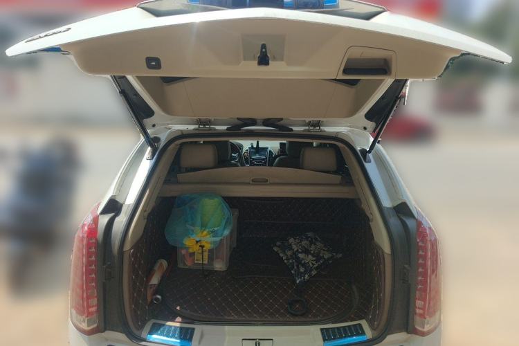 Used Cadillac SRX 2014 3.0L Elite Model Trunk