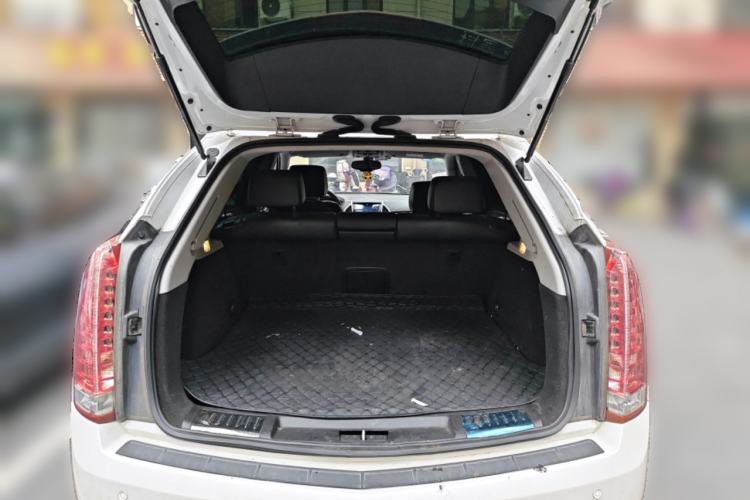 Used Cadillac SRX 2014 3.0L Comfort Model Trunk