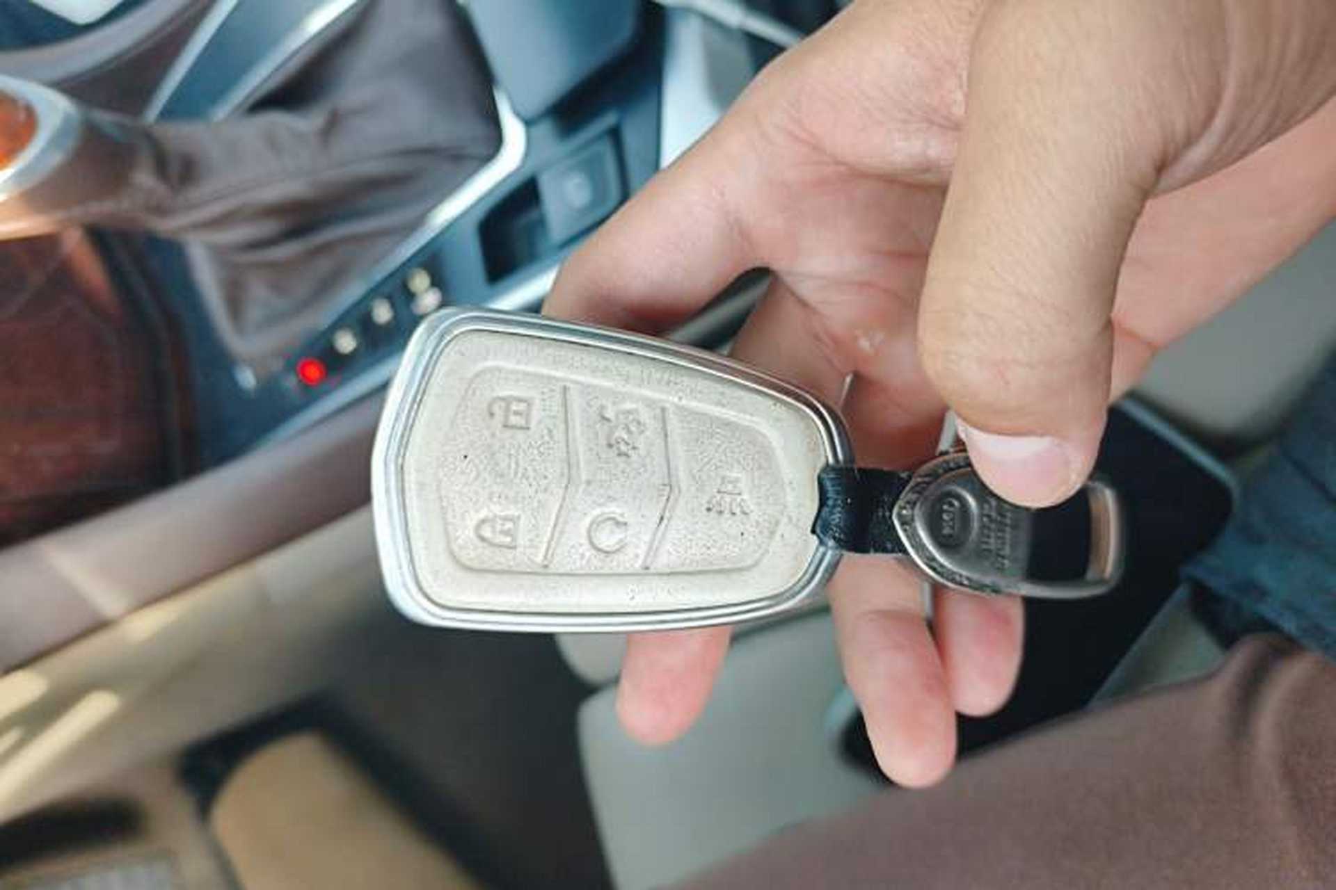 Used Cadillac SRX 2014 3.0L Elite Model Vehicle Key