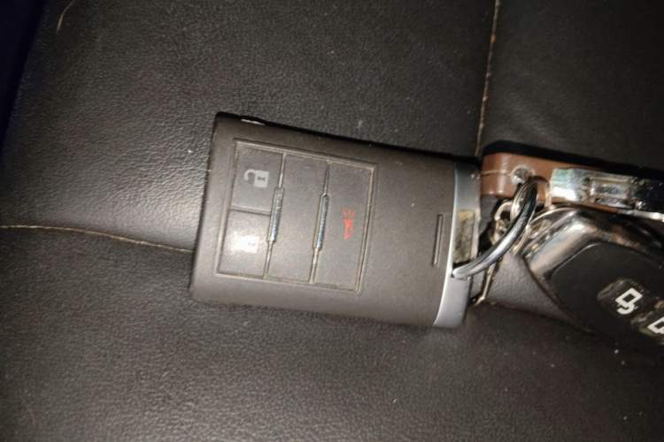 Used Cadillac SRX 2014 3.0L Comfort Model Vehicle Key