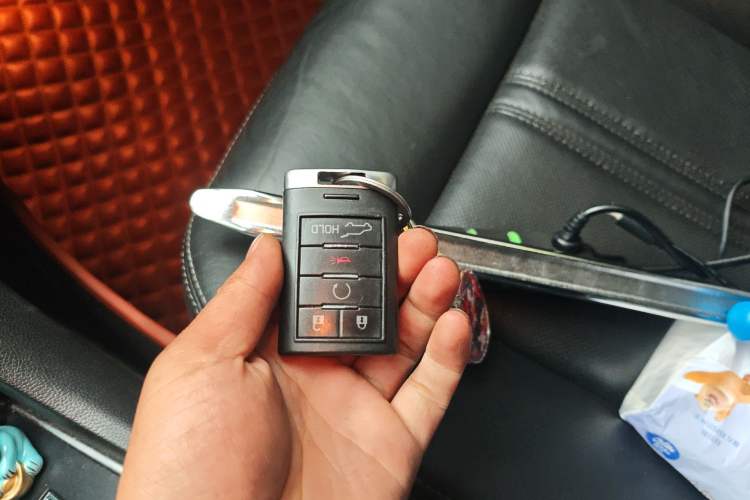 Used Cadillac SRX 2014 3.0L Luxury Model Vehicle Key