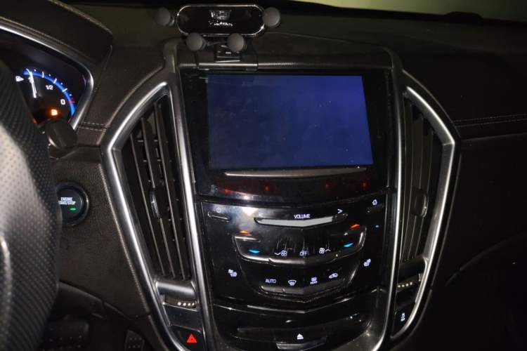 Used Cadillac SRX 2015 3.0L Elite Model Audio And AC Panel