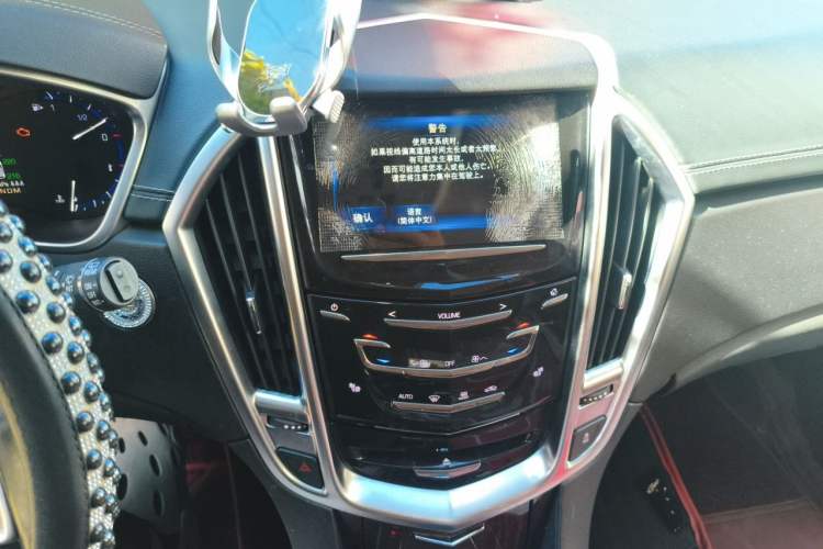 Used Cadillac SRX 2015 3.0L Elite Model Audio And AC Panel