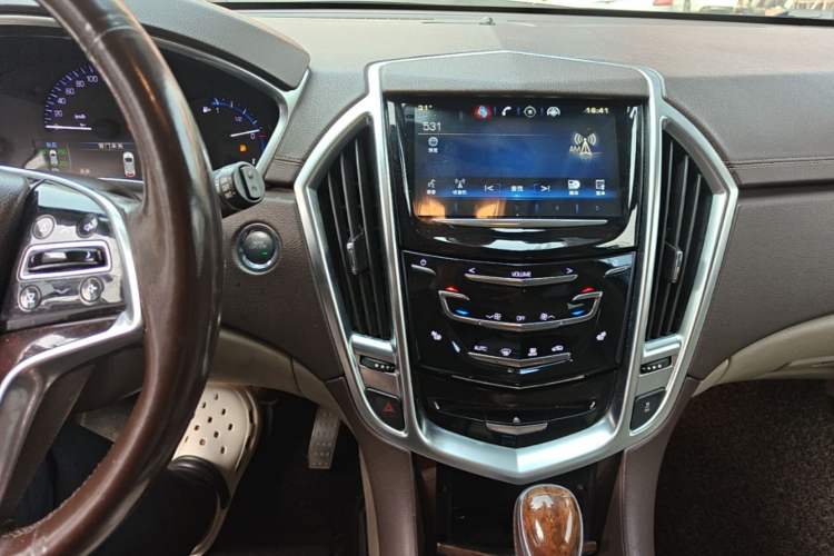 Used Cadillac SRX 2015 3.0L Luxury Model Audio And AC Panel