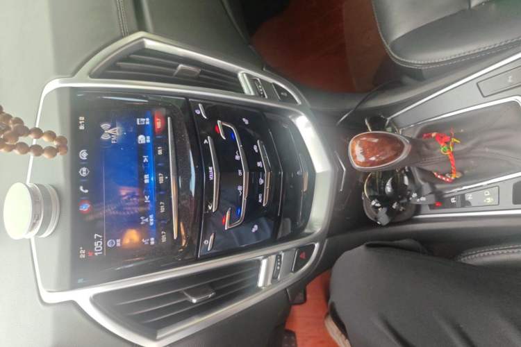 Used Cadillac SRX 2015 3.0L Elite Model Audio And AC Panel