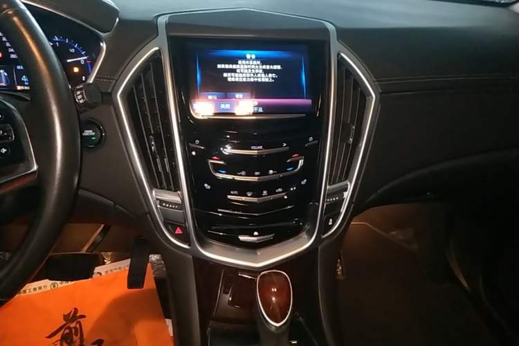 Used Cadillac SRX 2015 3.0L Leading Model Audio And AC Panel