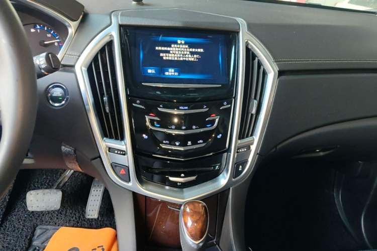 Used Cadillac SRX 2015 3.0L Elite Model Audio And AC Panel