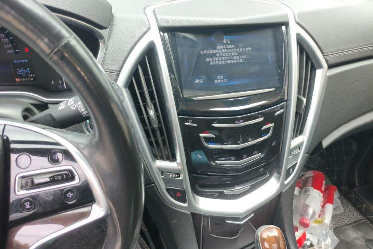 Used Cadillac SRX 2015 3.0L Elite Model Audio And AC Panel
