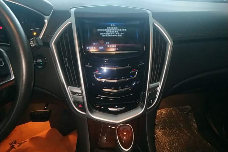Used Cadillac SRX 2015 3.0L Luxury Model Audio And AC Panel