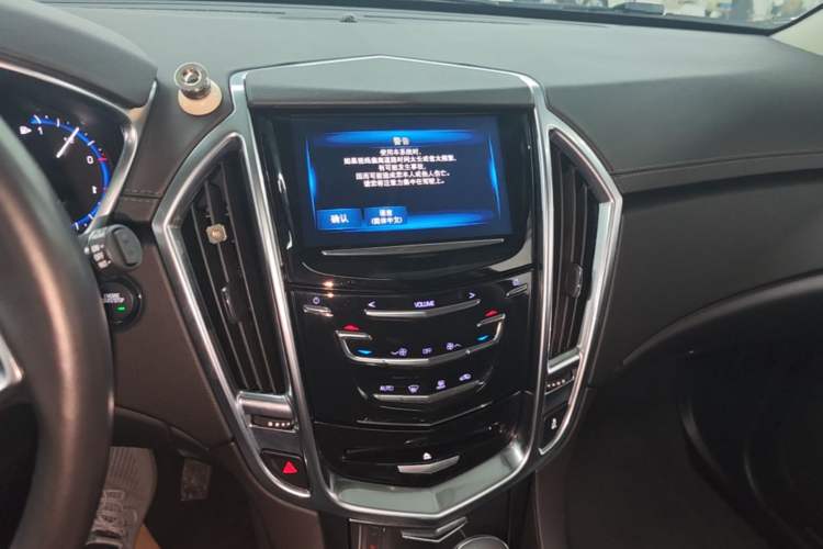 Used Cadillac SRX 2015 3.0L Comfort Version Audio And AC Panel