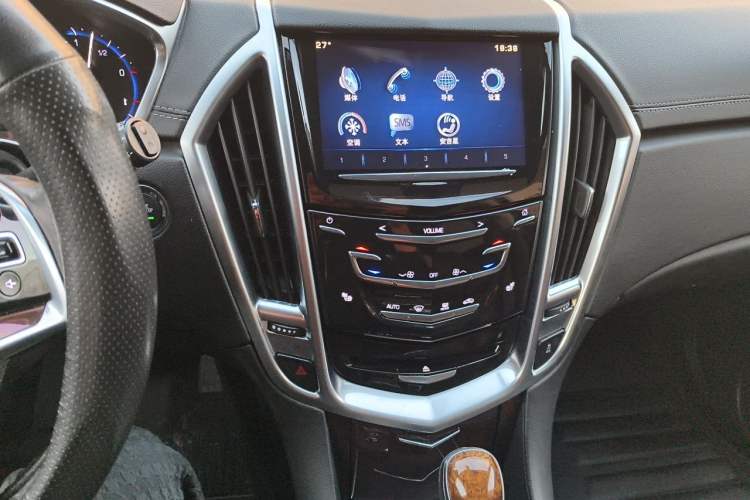 Used Cadillac SRX 2015 3.0L Elite Model Audio And AC Panel