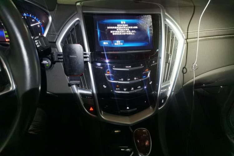 Used Cadillac SRX 2015 3.0L Elite Model Audio And AC Panel