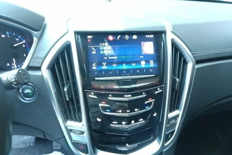 Used Cadillac SRX 2015 3.0L Elite Model Audio And AC Panel