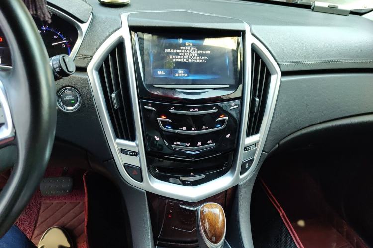 Used Cadillac SRX 2015 3.0L Elite Model Audio And AC Panel