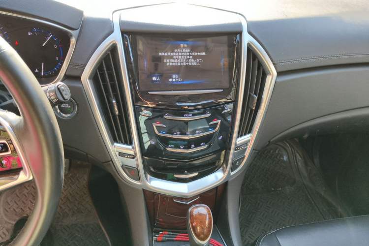 Used Cadillac SRX 2015 3.0L Elite Model Audio And AC Panel