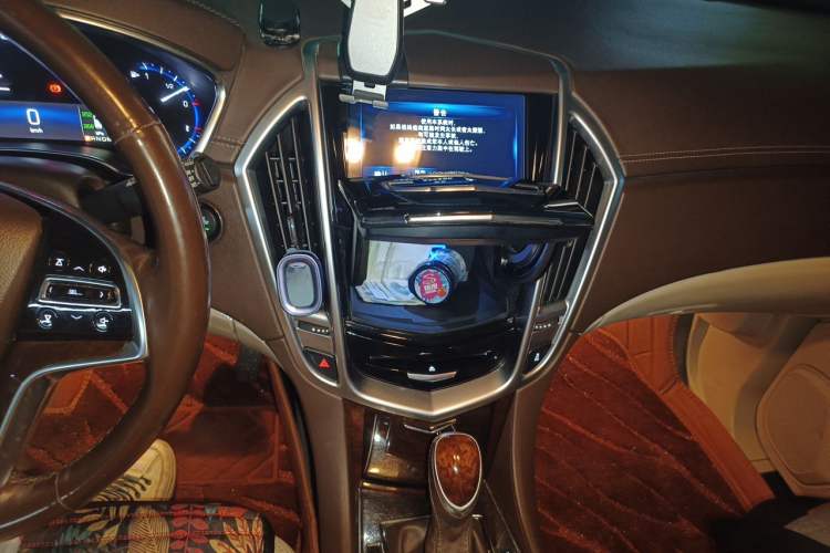 Used Cadillac SRX 2015 3.0L Elite Model Audio And AC Panel