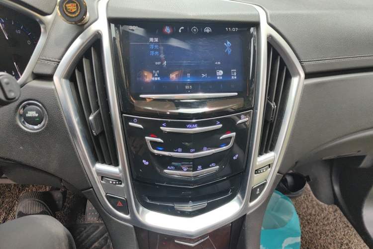 Used Cadillac SRX 2015 3.0L Elite Model Audio And AC Panel
