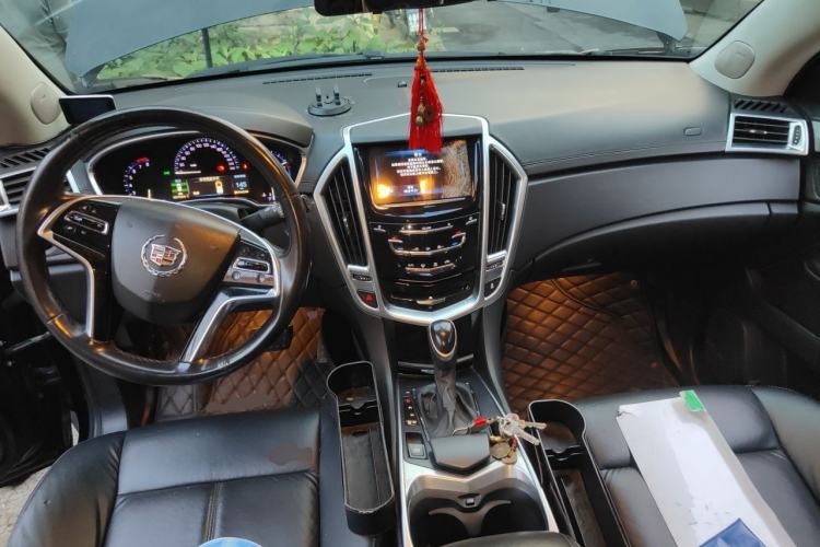 Used Cadillac SRX 2015 3.0L Comfort Version Center Console