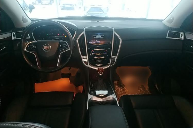 Used Cadillac SRX 2015 3.0L Luxury Model Center Console
