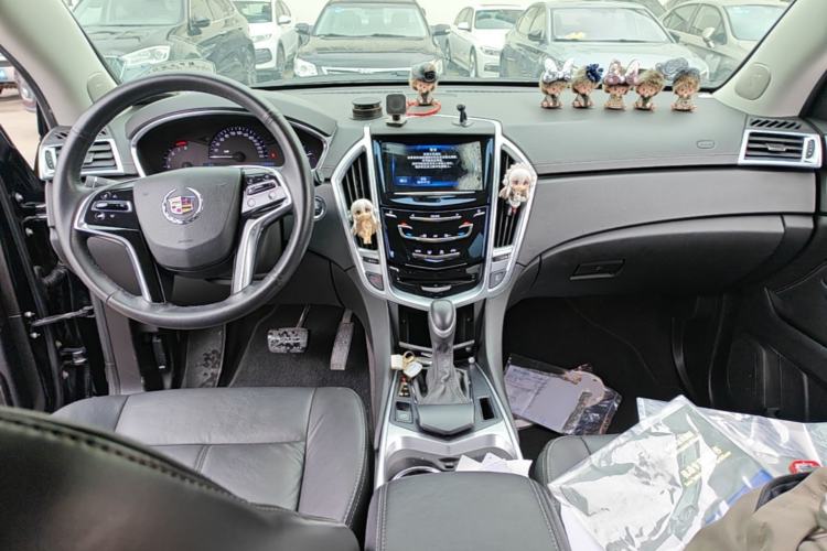 Used Cadillac SRX 2015 3.0L Comfort Version Center Console
