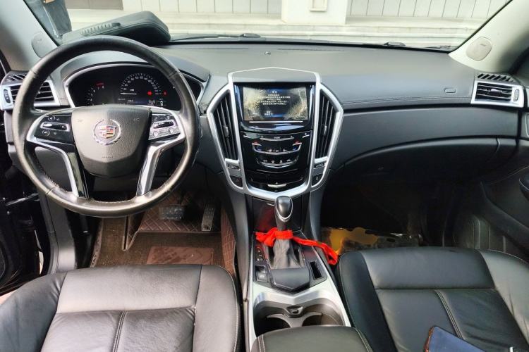 Used Cadillac SRX 2015 3.0L Comfort Version Center Console