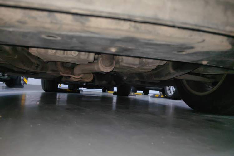 Used Cadillac SRX 2015 3.0L Elite Model Chassis Front