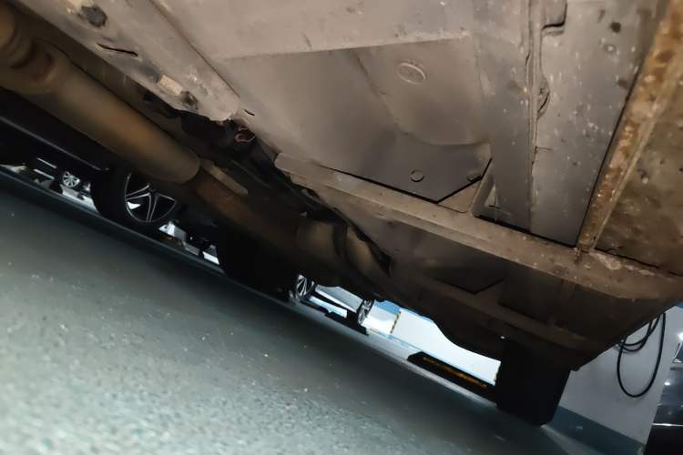 Used Cadillac SRX 2015 3.0L Elite Model Chassis Front Left