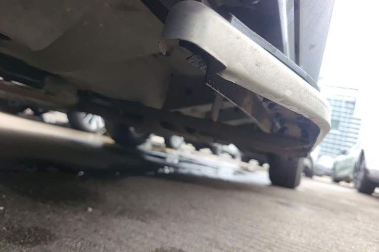 Used Cadillac SRX 2015 3.0L Elite Model Chassis Front Left